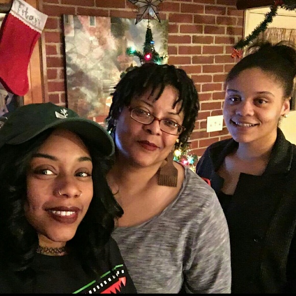 Meet your Posher, Tammy - Picture 1 of 1